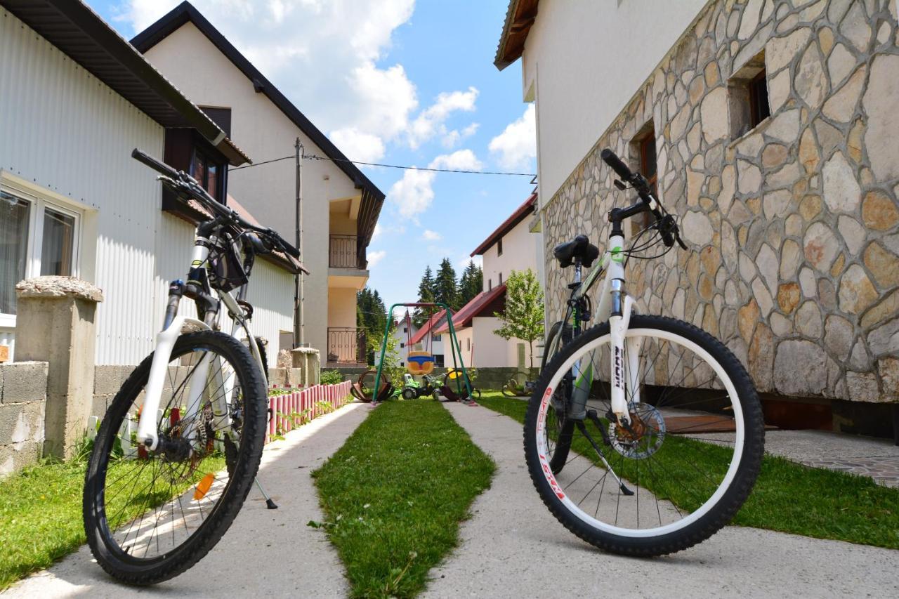 Mm Apartments Žabljak Exterior foto